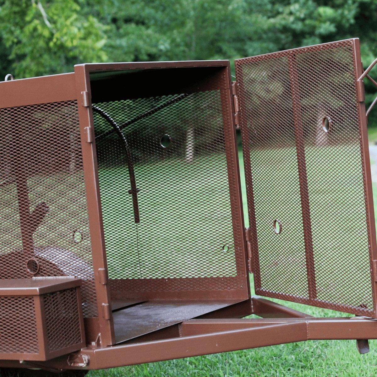 Close in image on the door side of Modified Cambrian Style Bear Trap